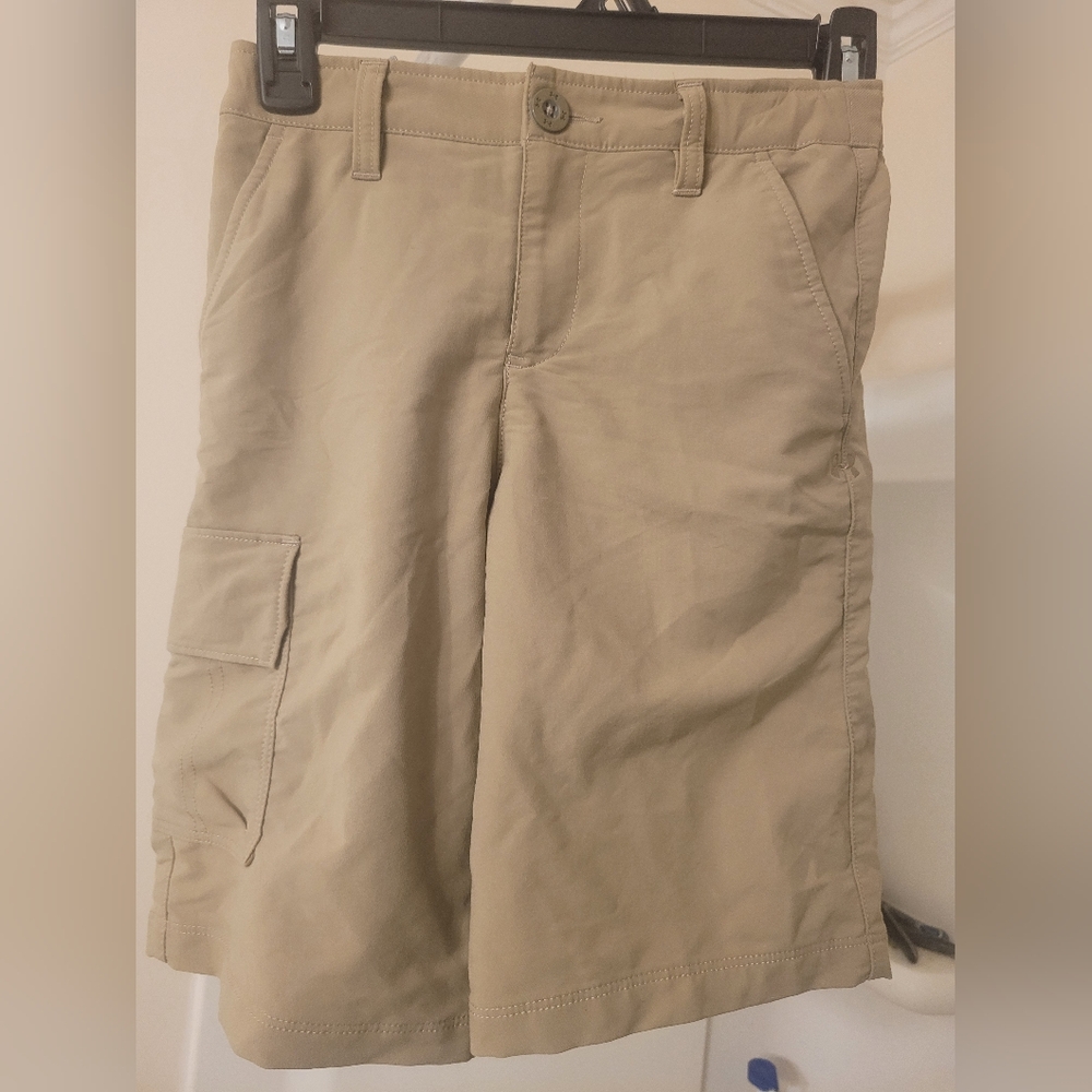 Under Armour Kids Tan Cargo Shorts